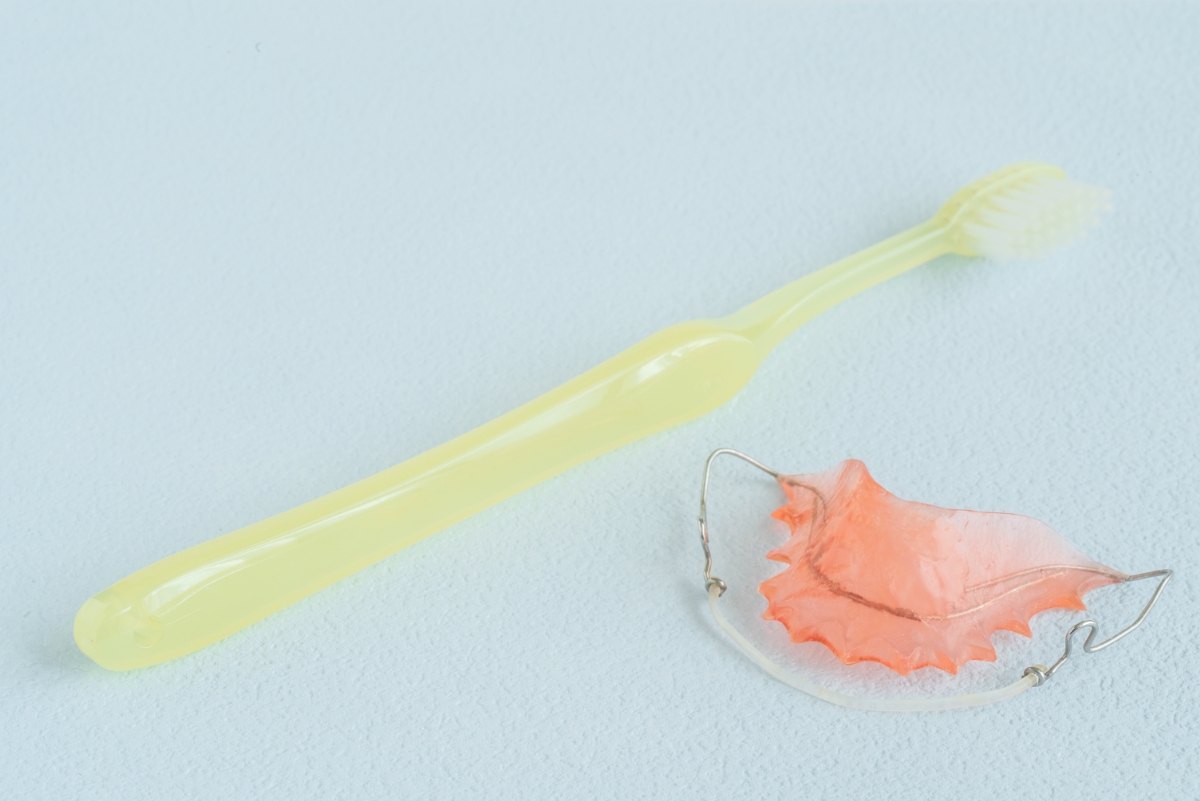 矯正治療器具リテーナー